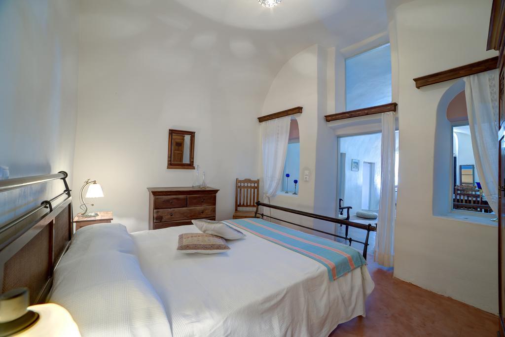 Guest House Kalitsi Santorini Island Room photo